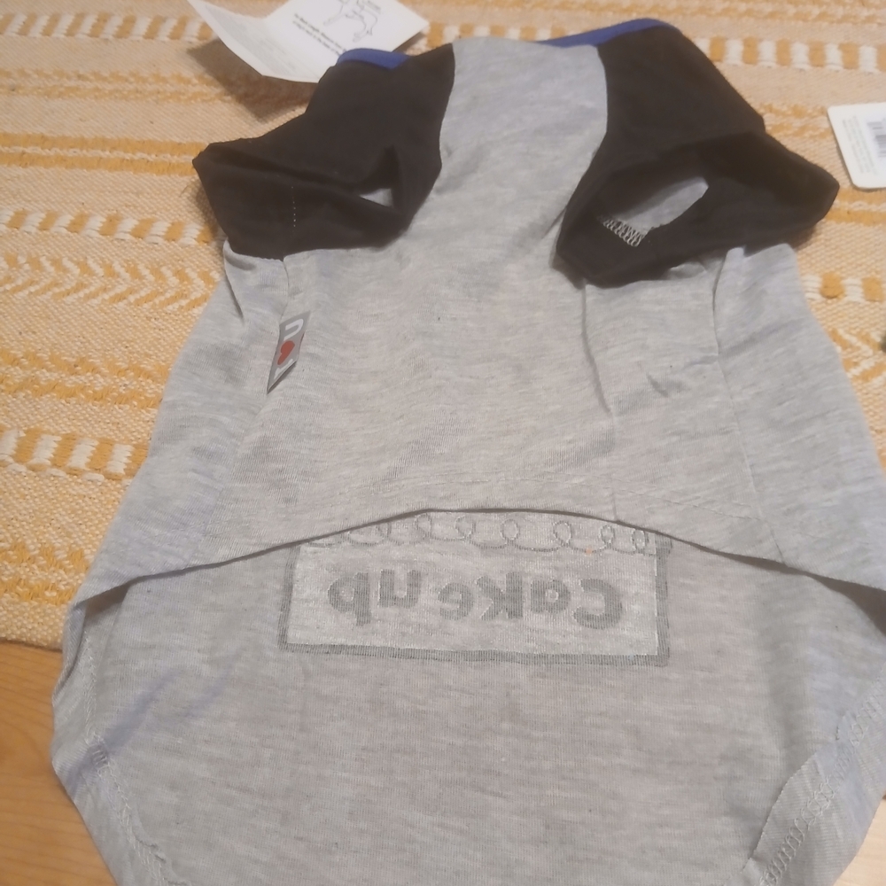 Ellen Degeneres Gray and White Dog Clothing - Picture 6 of 9